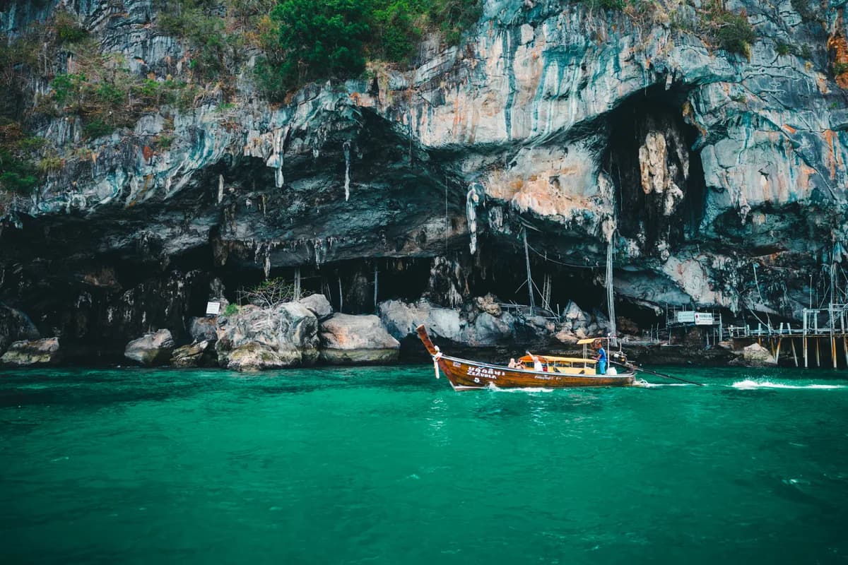 Editorial travel scenery — Thailand