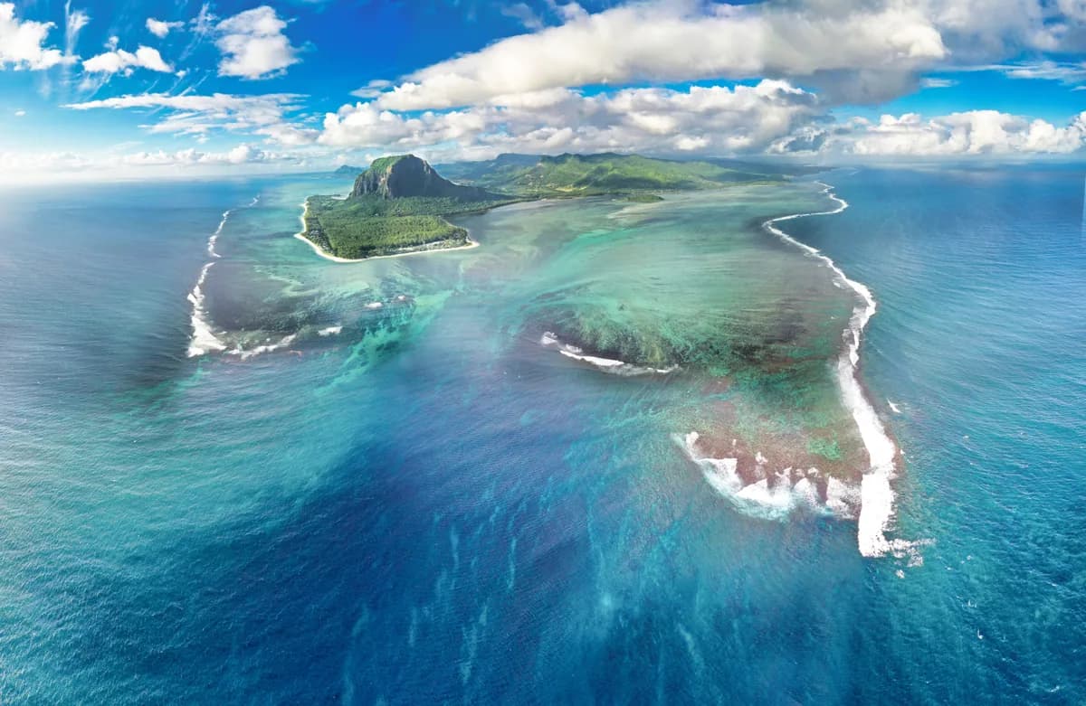 Editorial travel scenery — Mauritius