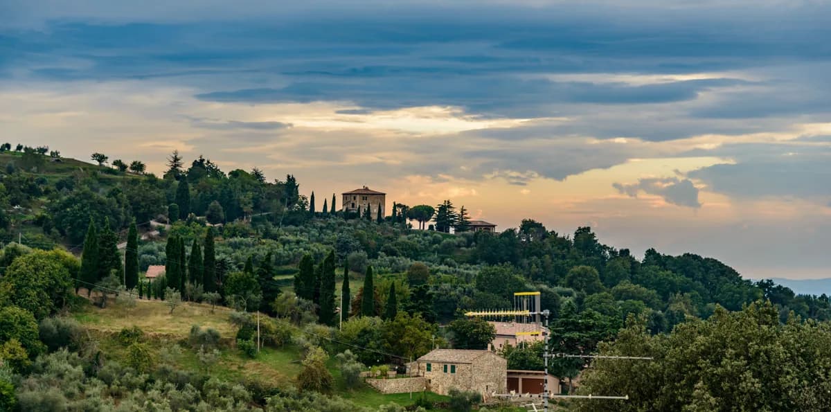 Editorial travel scenery — Italy